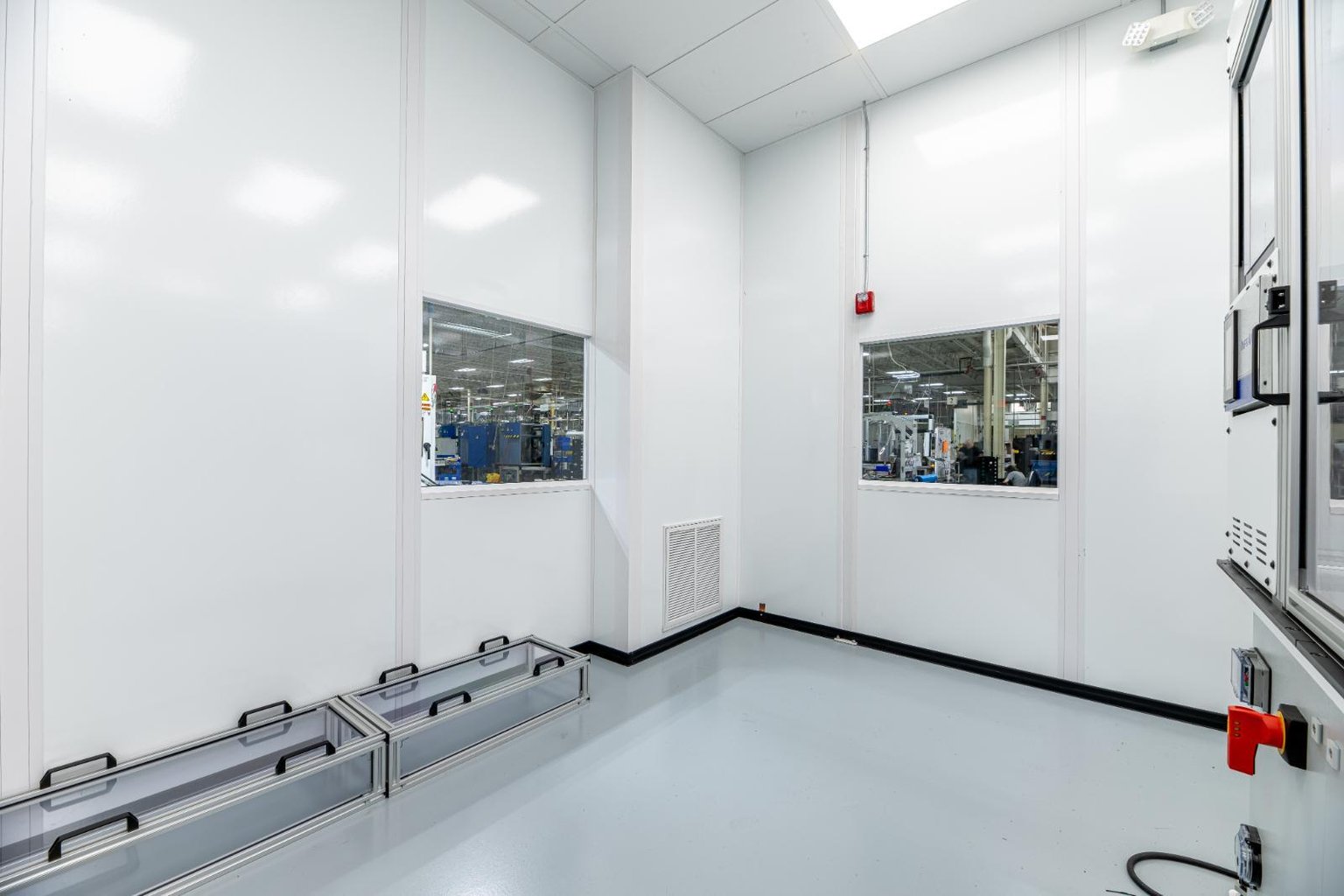 Case Study: Building a Cost-Conscious Cleanroom for Automotive ...